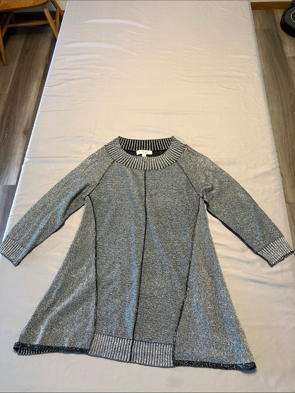Women's Gray Crewneck A-Line Knit Sweater with Contrast Trim